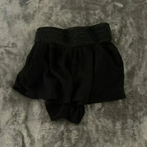 2/15 Black flyaway shorts